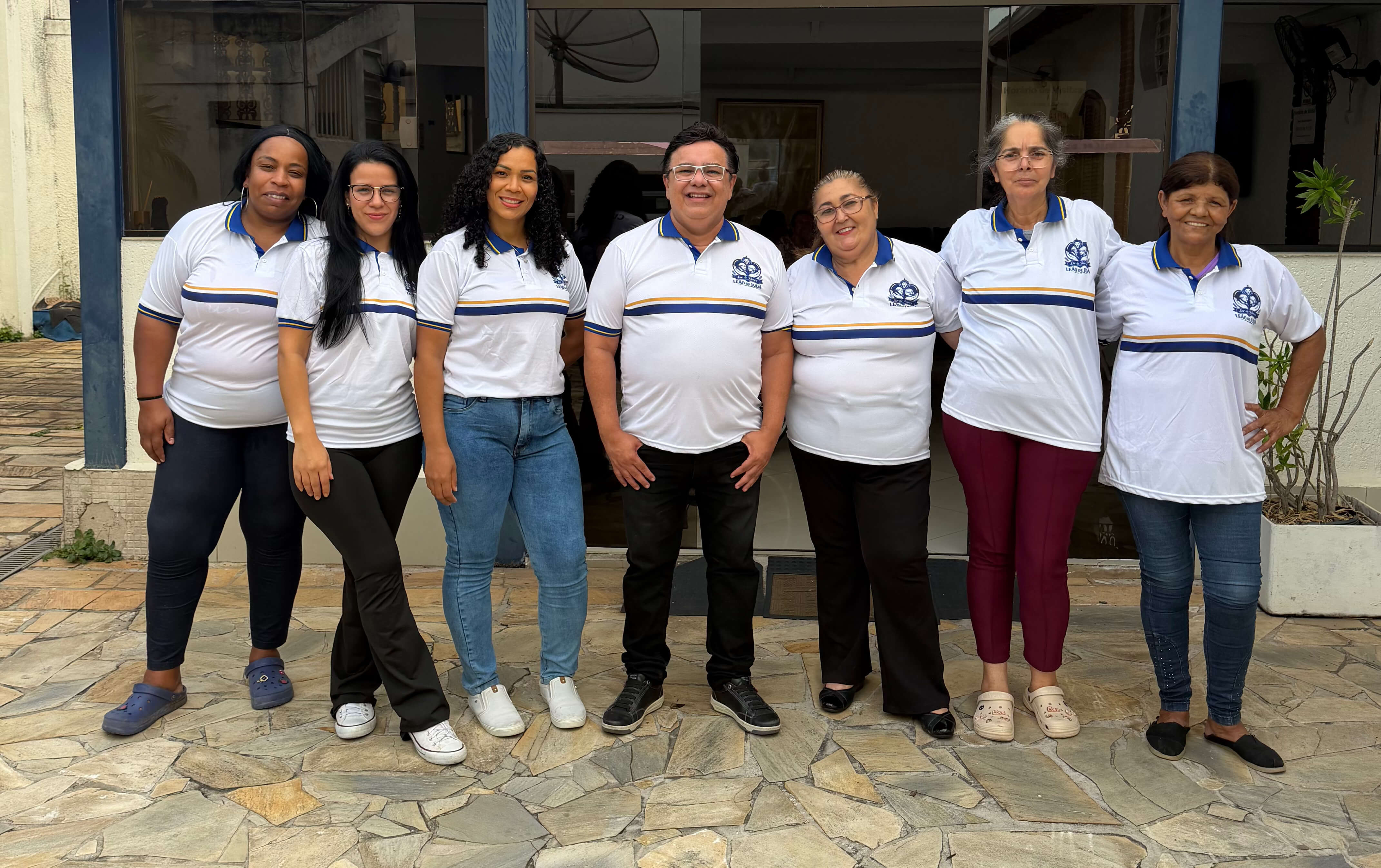 Voluntários